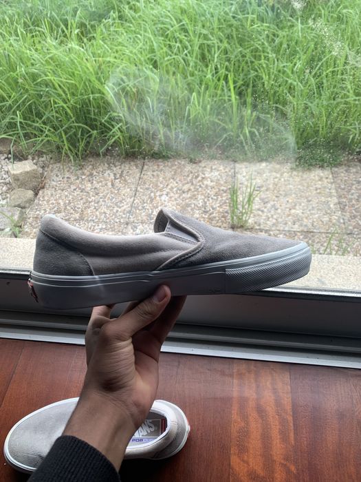 Sapatos da vans cinzentos