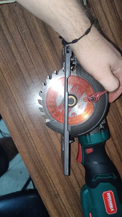 Mini Serra Circular Hychika  750W