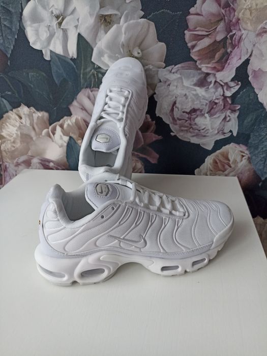 Nike Air Max Plus TN Triple White (rozmiar 40, wkładka 25,5 cm)