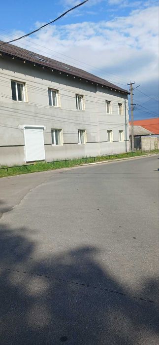 Здам приміщення під комерцію