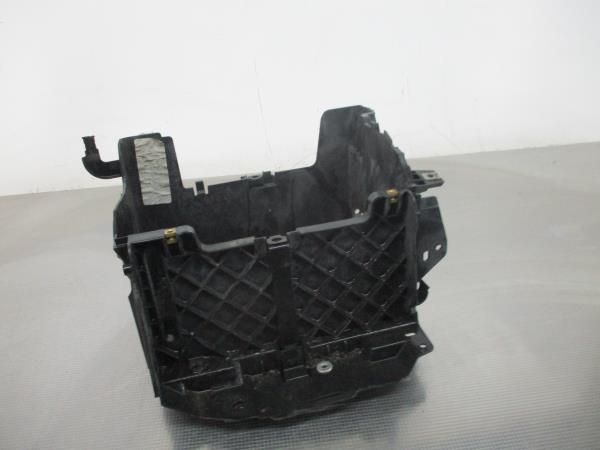 Base / caixa da bateria RENAULT Megane III (BZ0_)