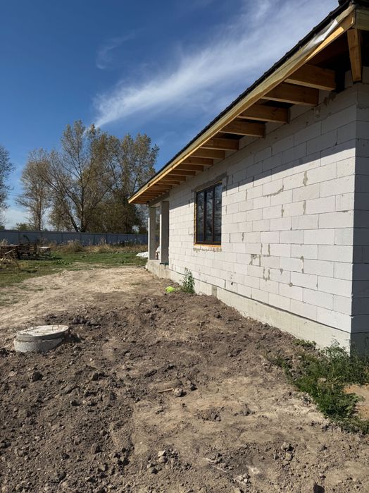 Продаж будинку(єОселя )