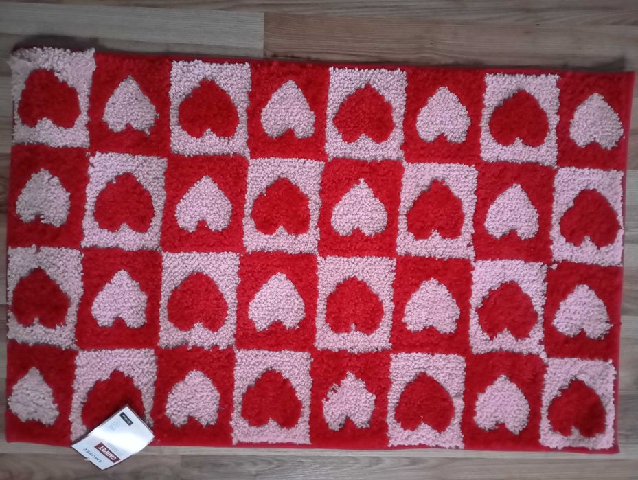 Zestaw dywanik i poduszka serca