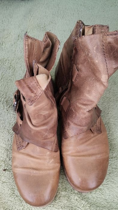 Buty damskie skórzane botki