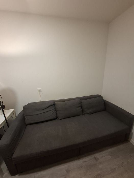 Sofá 3 lugares com arrumação