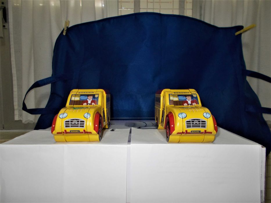 Citroen AK 400 .Réplicas