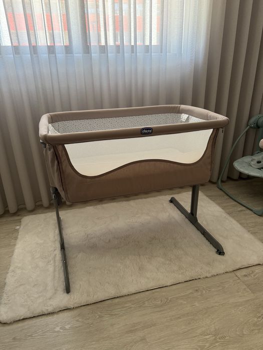 Berço Chicco Next2Me ( inclui lencois chico )