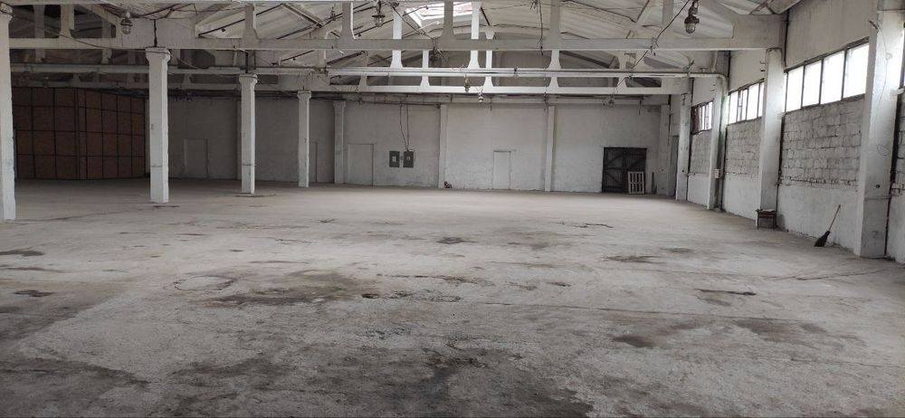 Здається в оренду складське та офісне приміщення - 1500м²!