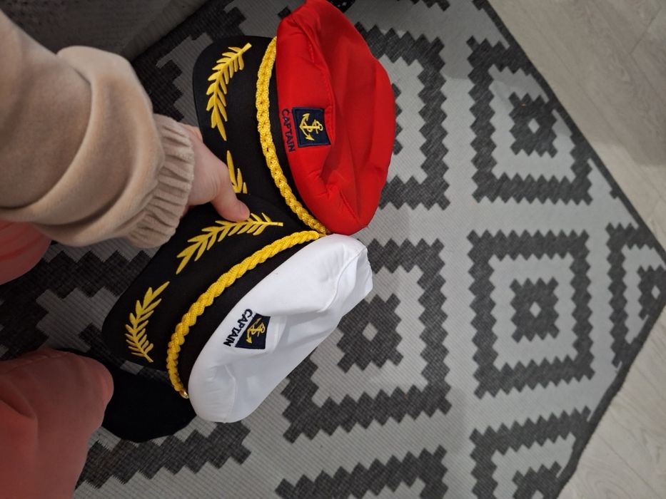 Czapka kapitańska policjanta pilota samolotu do wyboru 1 szt