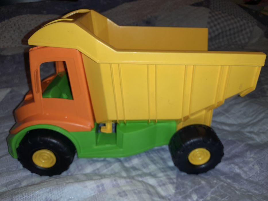 Великий грузовик машина  Wader самоскид самосвал. Довжина 37см.