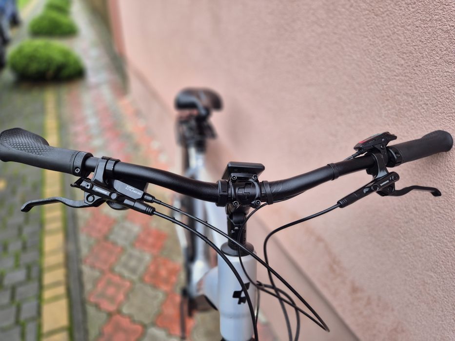 Продам велосипед електровелосипед Cube Reaction Touring Hybrid Pro