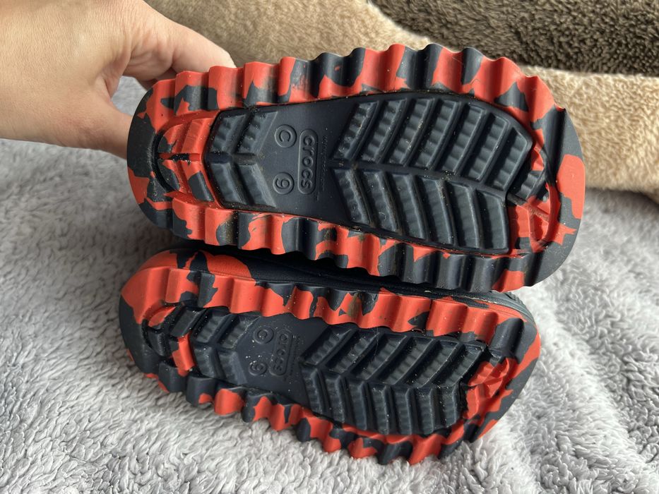 Зимові чоботи від crocs с9