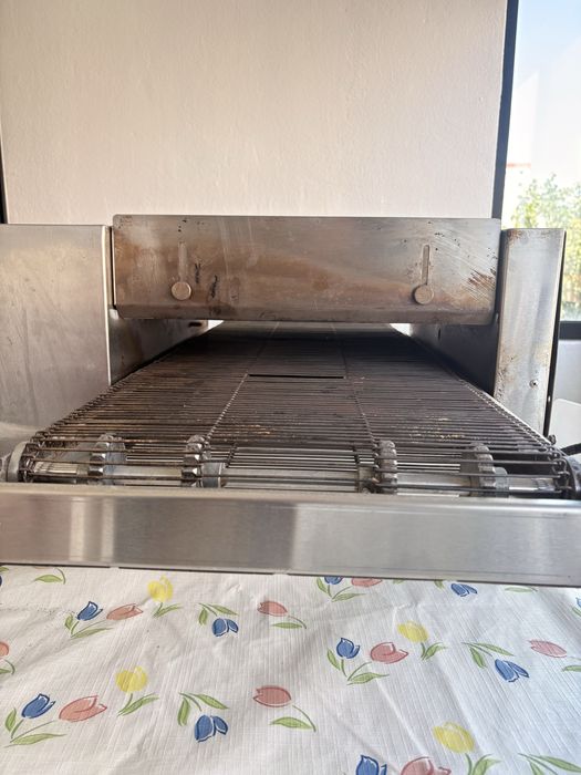 Forno de esfihas e pizzas profissional alta produção - Até 400°C
