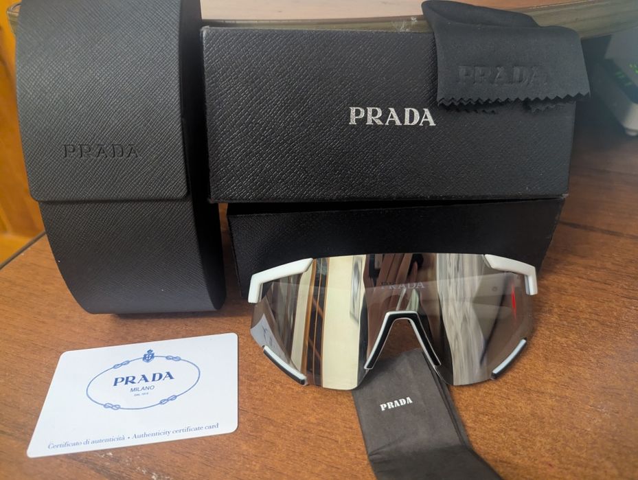 Окуляри Prada моделі PS 04WS білого кольору