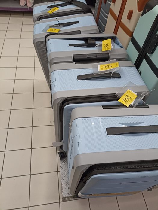 -70% twarda walizka 32L składana polipropylen