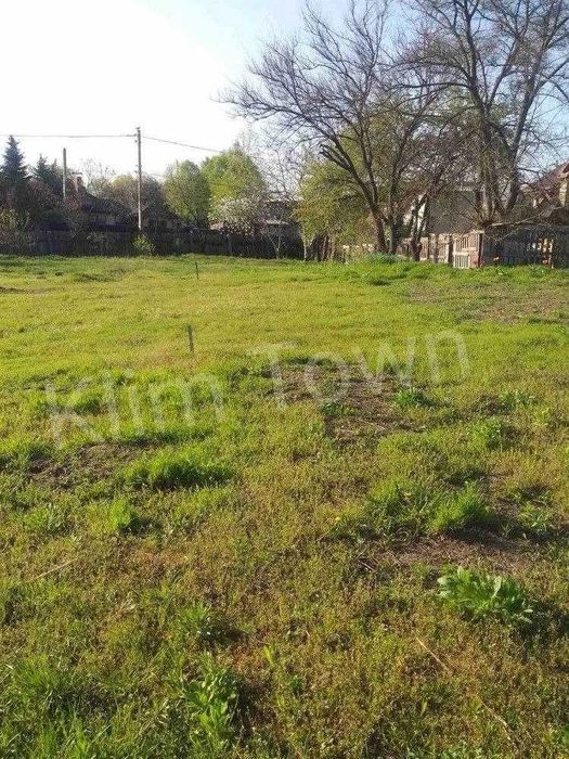 Продаж ділянки у с. Стовп'яги