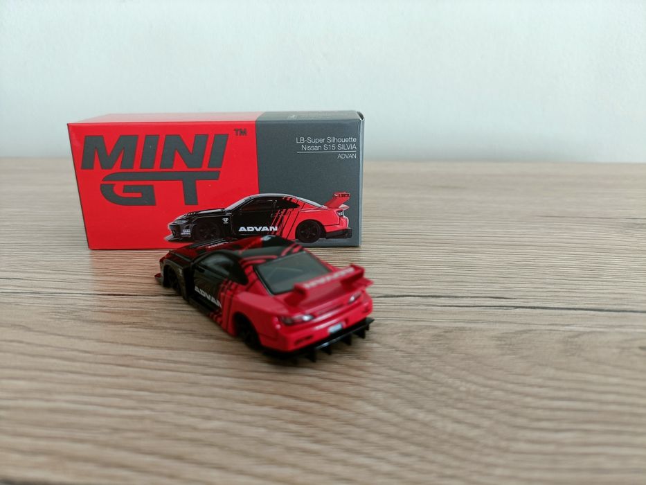 Mini GT Mazda RX 7 LB i Nissan Silvia s15 LB ADVAN