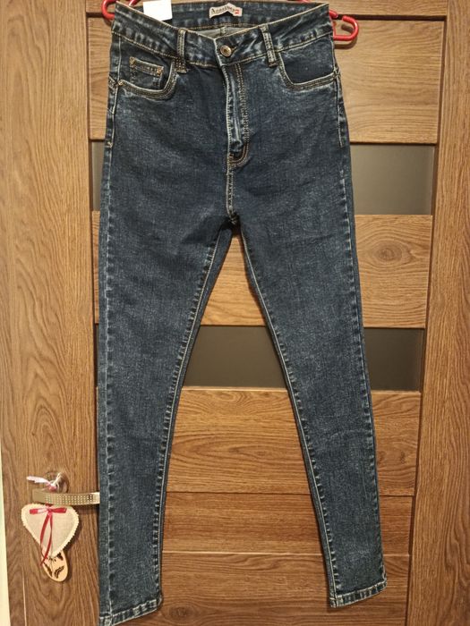 Jeansy damskie push up