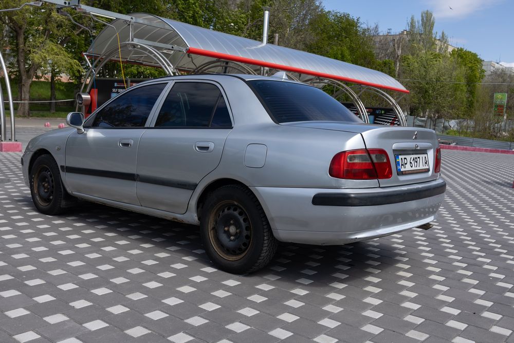 Mitsubishi Carisma 1.6 2001 р.
