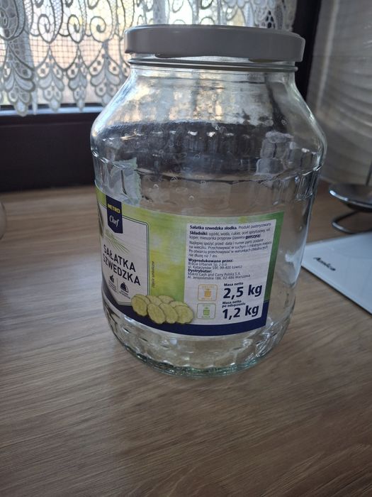 Duży słoik 2.5 litra.