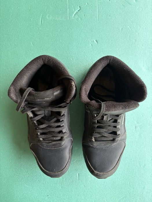 Чоловічі демісезонні черевики Puma ST Runner v4 Mid 40289301 42 (8UK) 27см