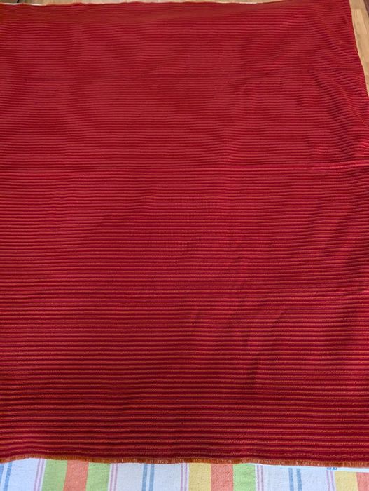 Narzuta na łóżko 140 cm x 200 cm w prążki