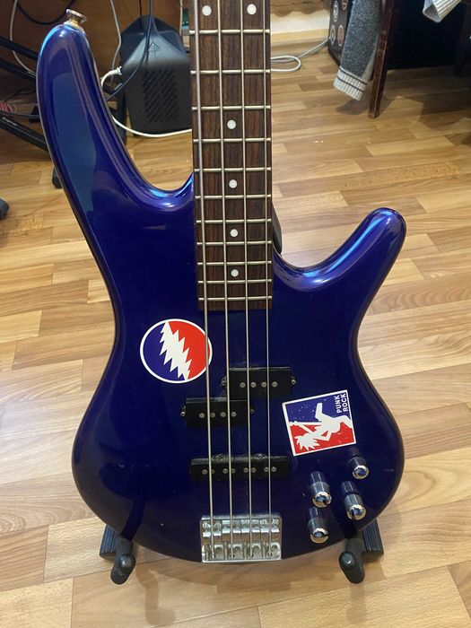 Бас-гитара Ibanez Gio GSR200