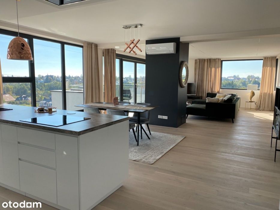 Luxury Penthouse 115m2, roof terrace 150m2, garage, jacuzzi