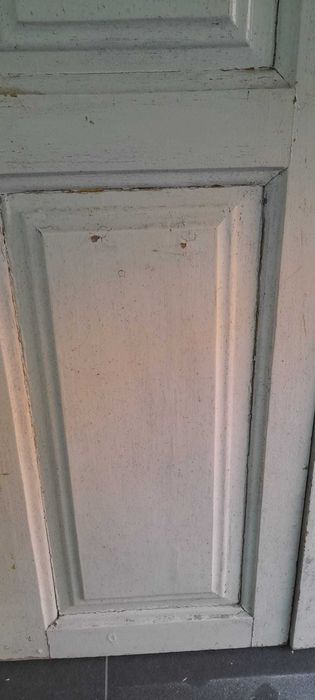 Portada em madeira (antiga de casa centenária)