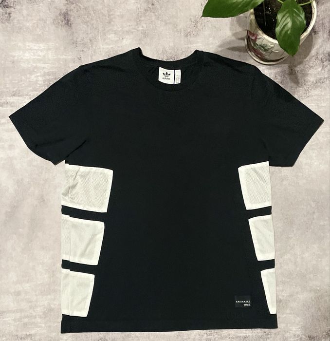 Футболки/Футболка Nike/Adidas/Tommy Jeans/Black Squad