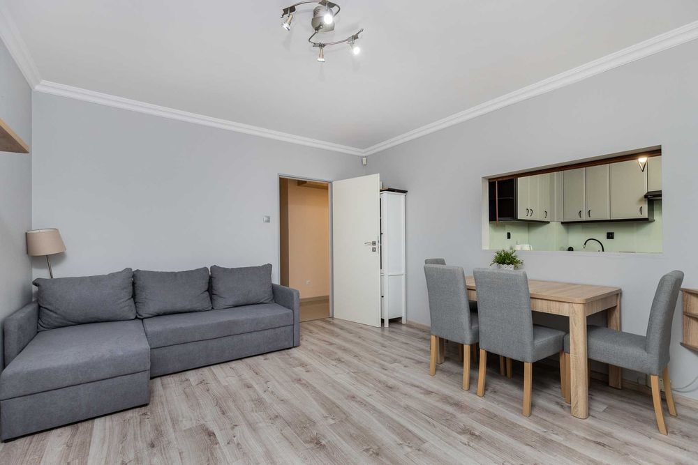 Po remoncie 2 pokoje+kuchnia| Dobrego Pasterza| ul. Nuszkiewicza 12