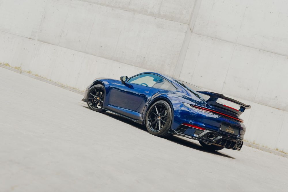 Wynajem Porsche 911 (992) Carrera 4, Pakiet Sport Chrono