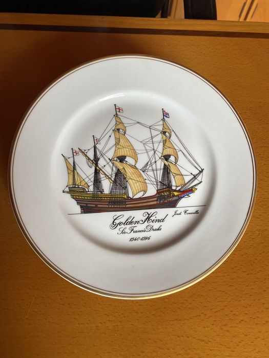 Pratos de luxo 12 Navios dos Descobrimentos Vista Alegre.  26cm