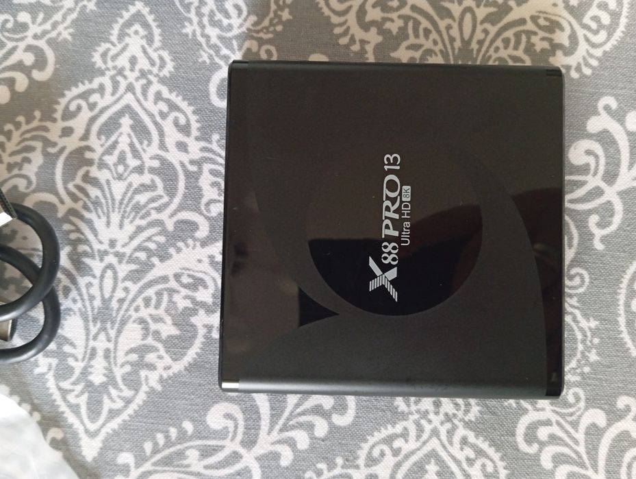 Смарт ТБ приставка X88 Pro 13 4/64 Android 13, WIFI 6, Smart TV Box