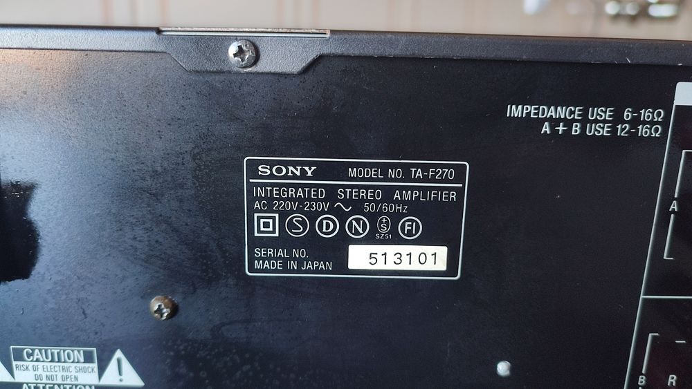 Amplificador Sony TA-F270