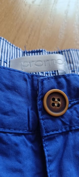 Krótkie spodenki Promod 40