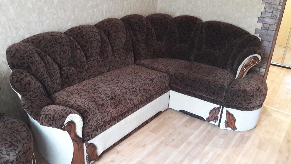 Перетяжка,ремонт мягкой мебели.