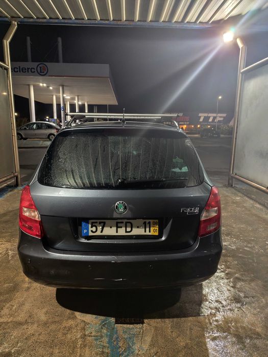 SKODA Fabia 2008 1.2 Gasolina 70cv - 154.000Kms