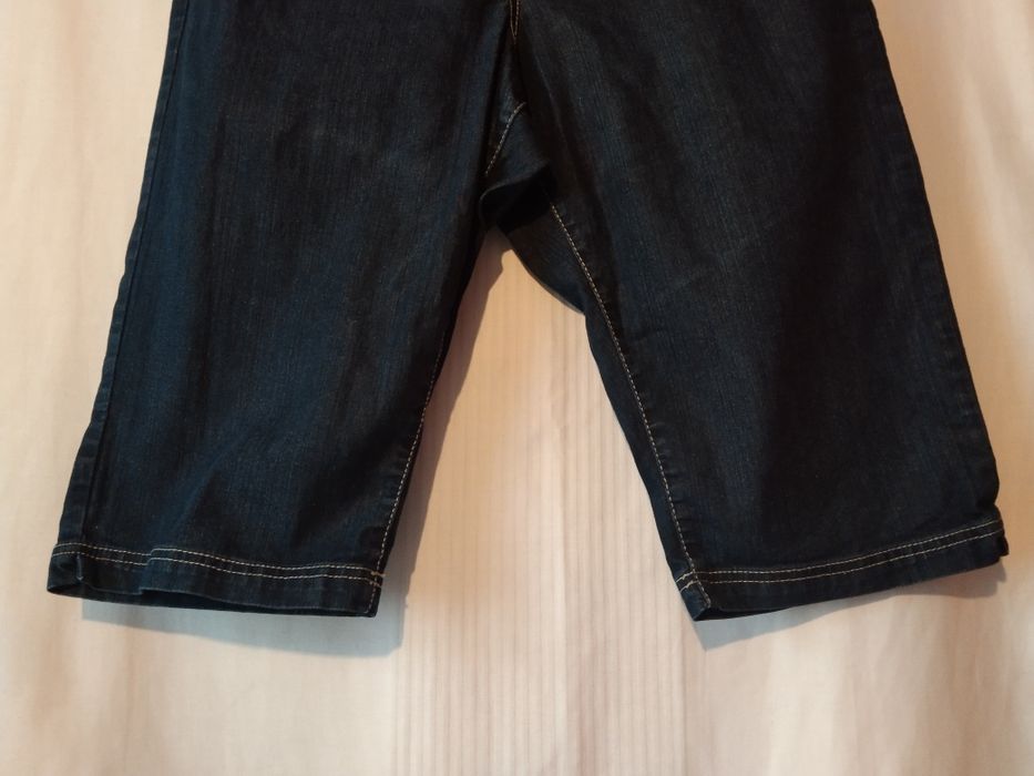 Sprzedam Bermudy Jeansowe Damskie, Wciągane, rozm.2XL, marki Esmara.