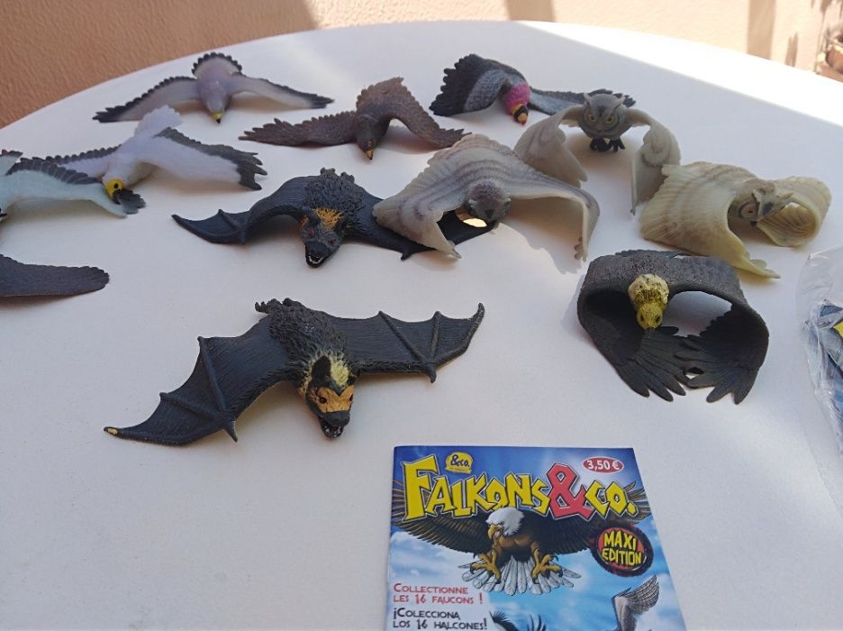 Falcões de borracha, estão como novos
