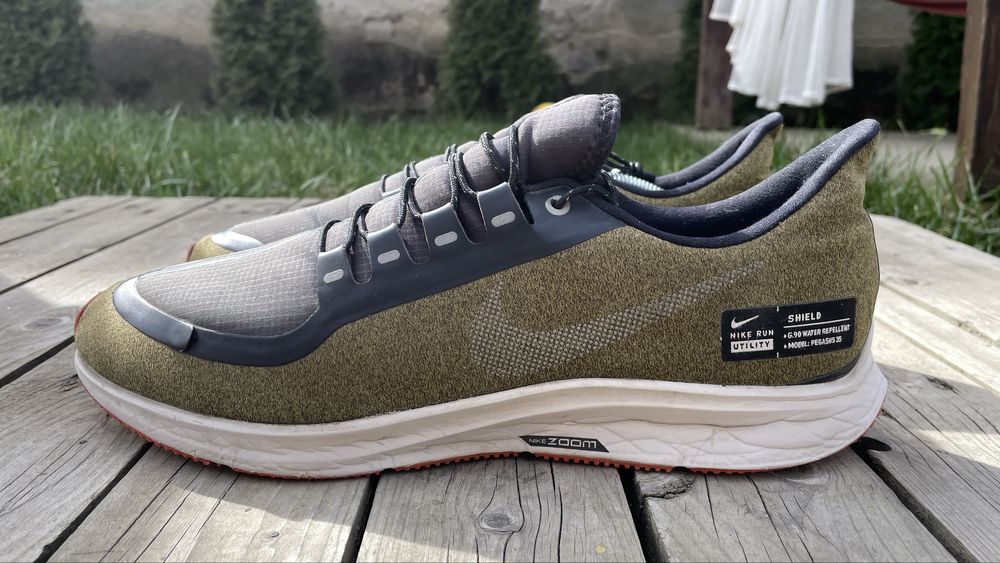 Nike Air Zoom Pegasus 35 Shield р. 47 / 30.5 см (Не промокають)