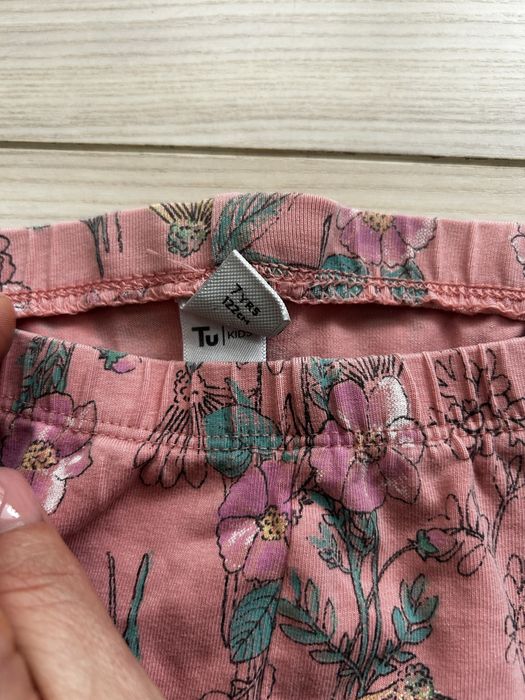 Legginsy w kwiatki 122 Tu