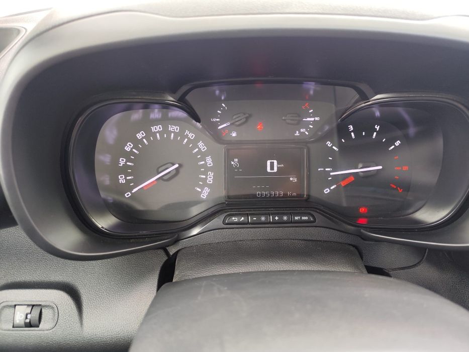 Citroen berlingo XL caixa longa