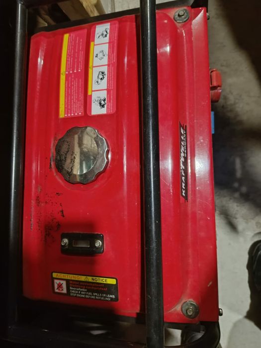 Генератор, 220/380, бензогенератор, блекаут, інвертор, инвертор