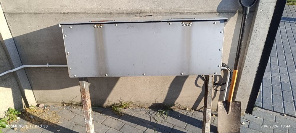 Ławka na cmentarz