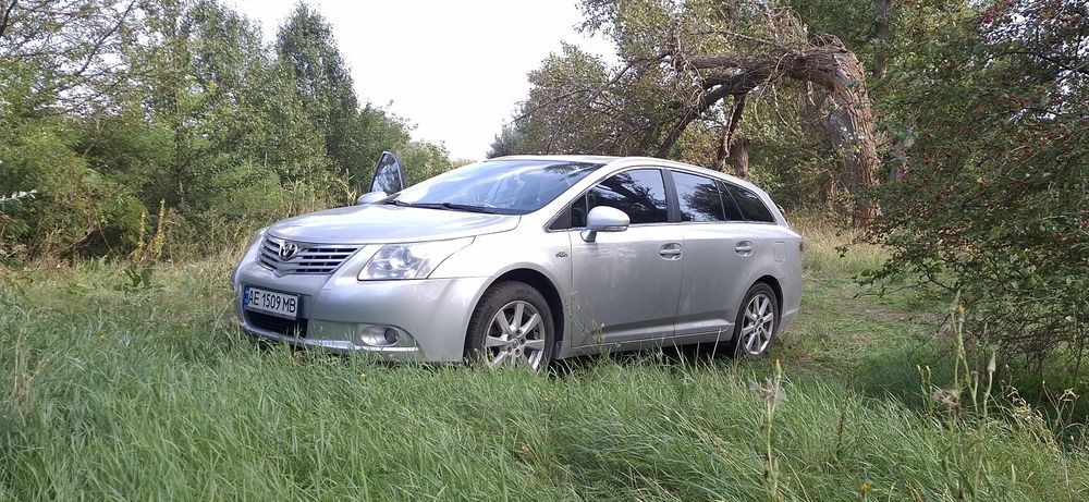 Toyota Avensis 2010