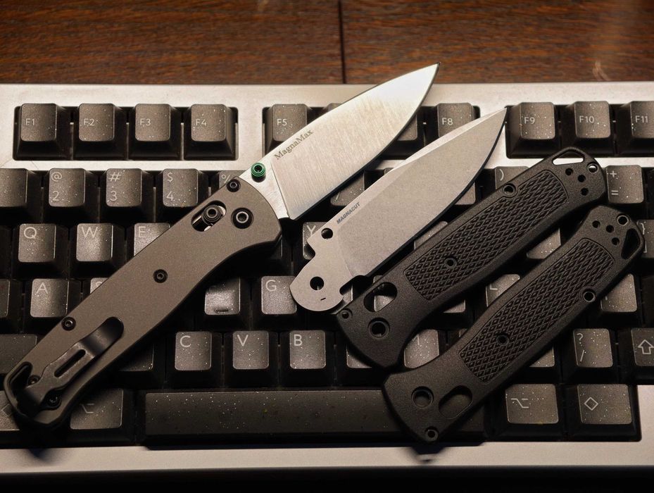 Benchmade Bugout 535 custom — GersH MagnaMax + RockScale Design