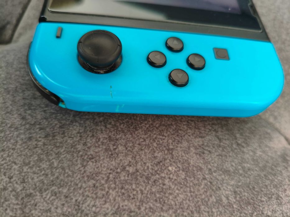 Nintendo Switch + 16 gier + Pro Controller + Ring Fit + karta 128 GB