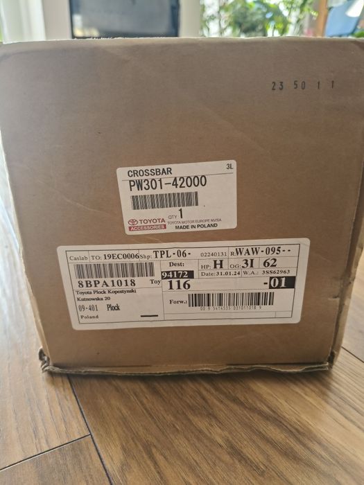 Bagażnik dachowy toyota RAV4 2021 oryginał nowy