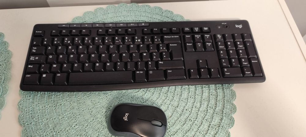 Bezprzewodowy zestaw klawiatura i mysz Logitech MK270 920-004509